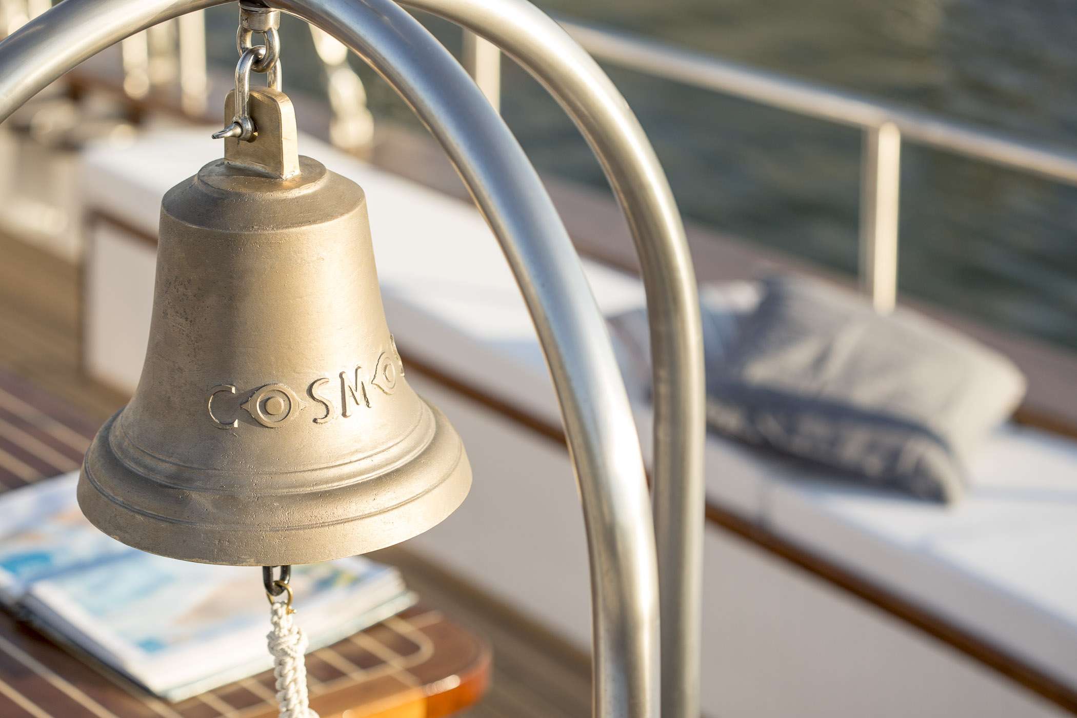 Cosmos Acrobat Yachting